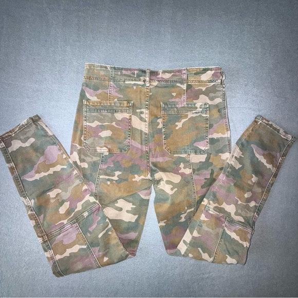 Anthropologie Girls high rise button fly camo utility camo slim pants 29 - Picture 9 of 12